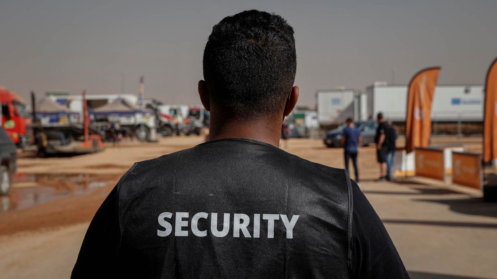 El director del Dakar reafirma la seguridad del rally y admite errores en el diseño del recorrido -- Ver ahora