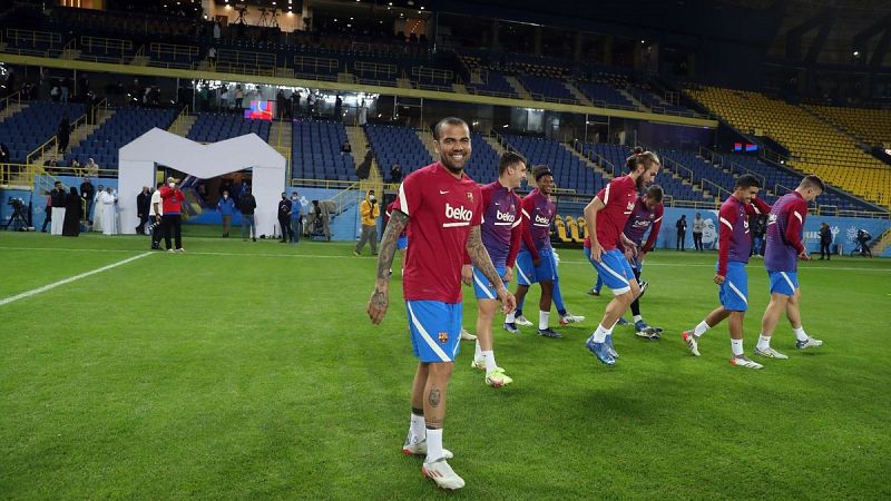 El Barça, primer equipo en partir hacia Arabia para disputar la Supercopa
