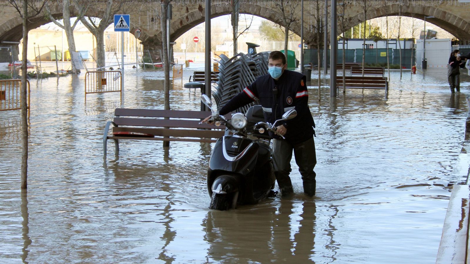 Las fuertes lluvias causan la crecida de los ríos en Navarra