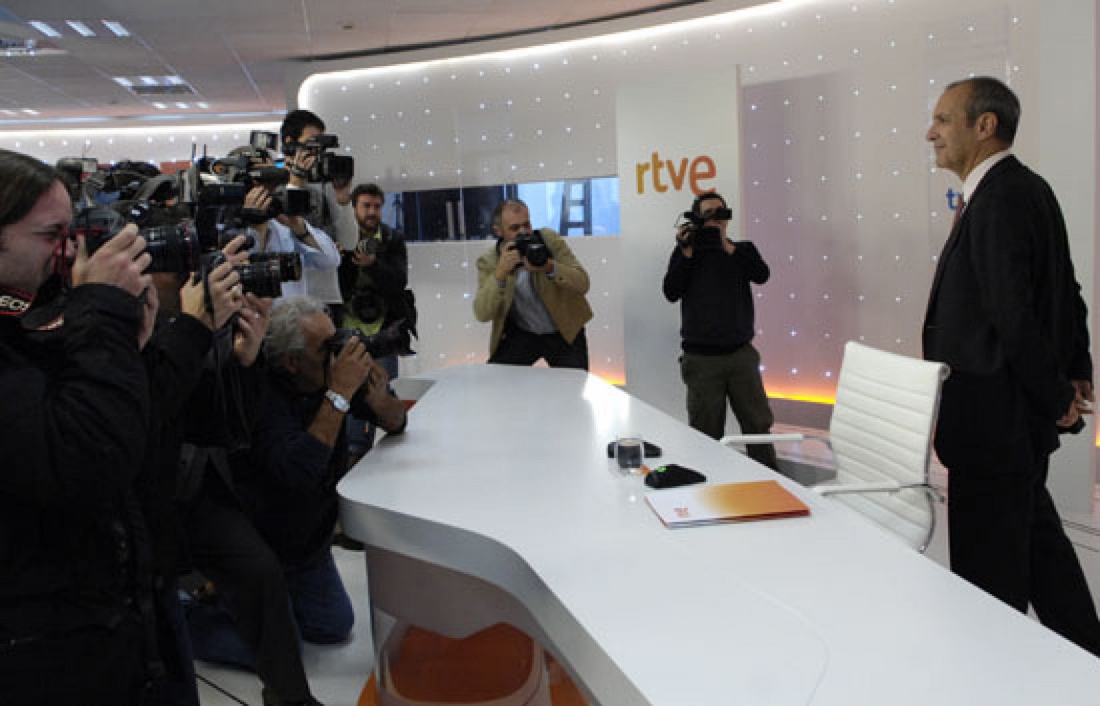 El presidente de RTVE, Luis Fernández, ha dado a conocer hoy los motivos de su dimisión