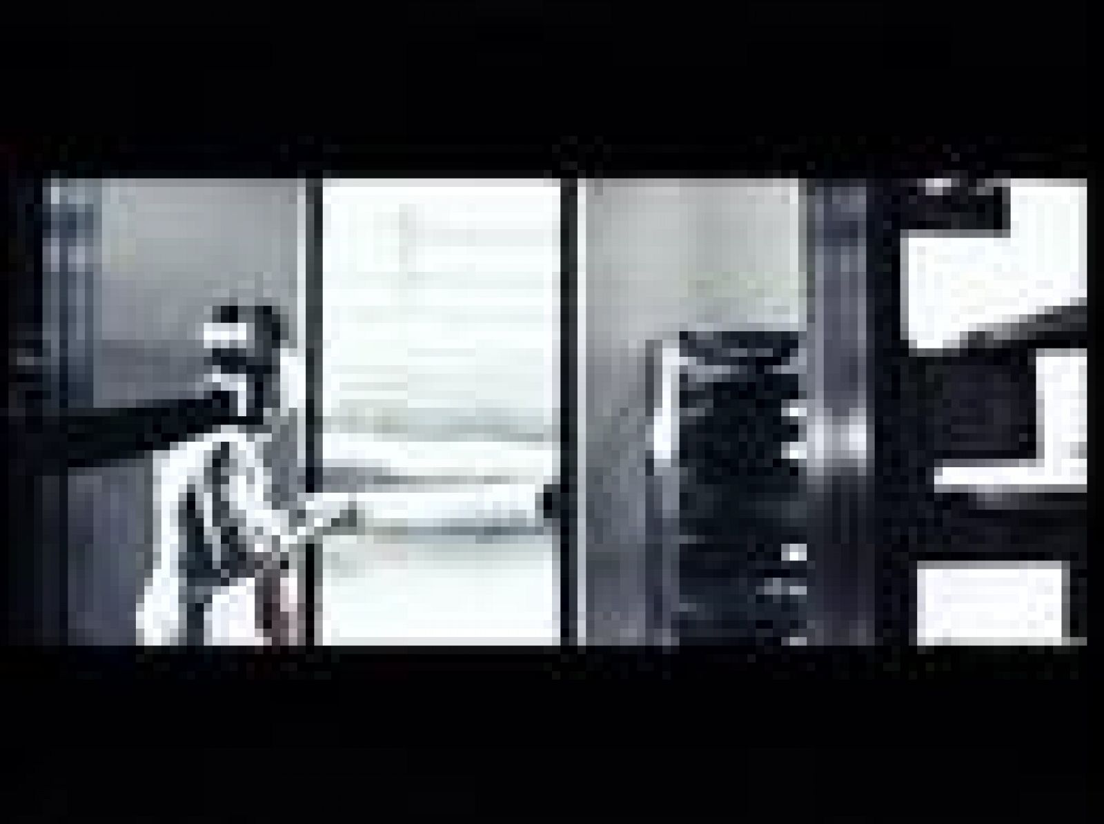 Angelina Jolie, agente de la CIA en 'Salt' | Ver