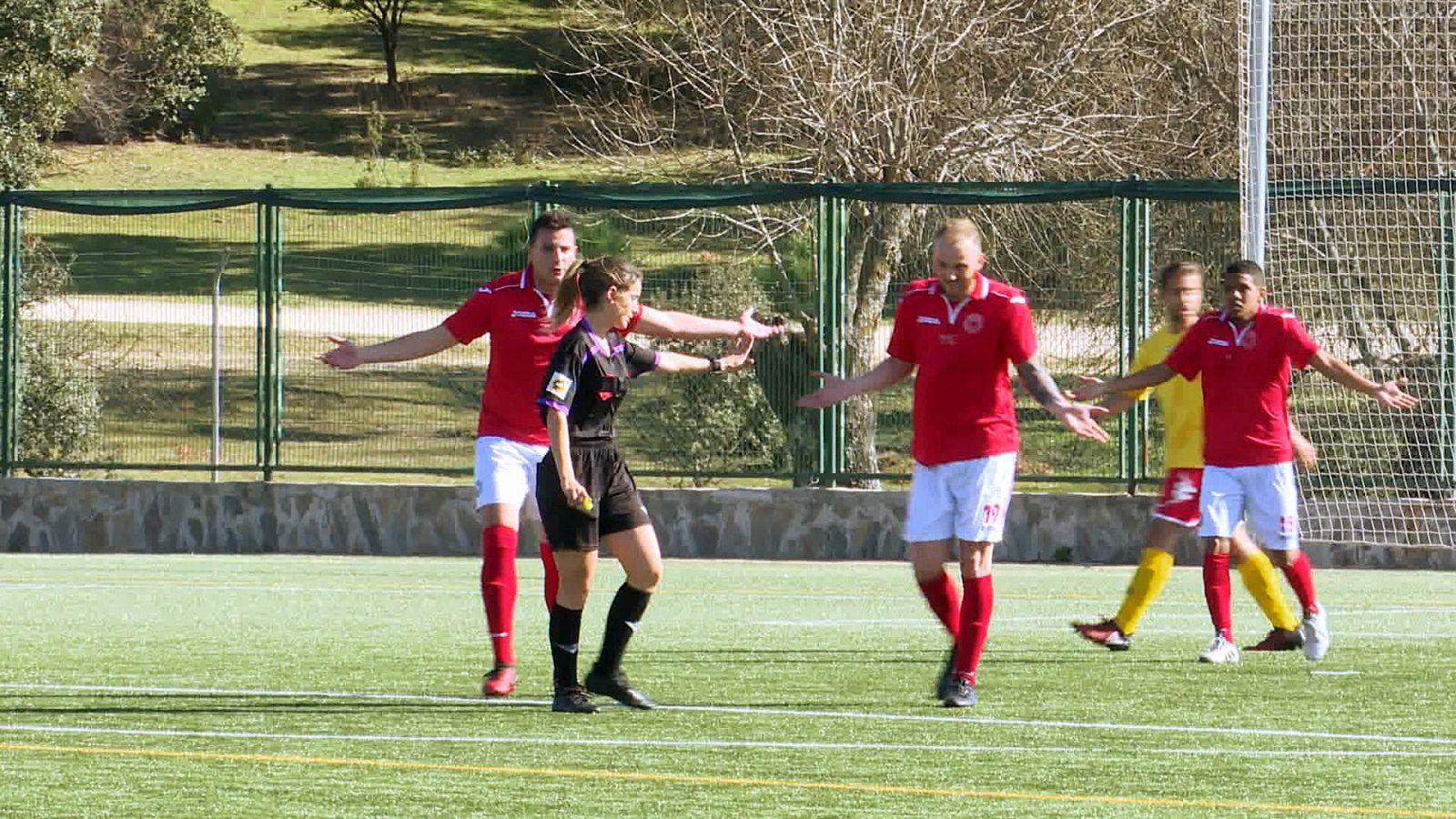 Objetivo igualdad - Programa 37:  Mujeres de fútbol: entrenadoras, árbitras y directivas