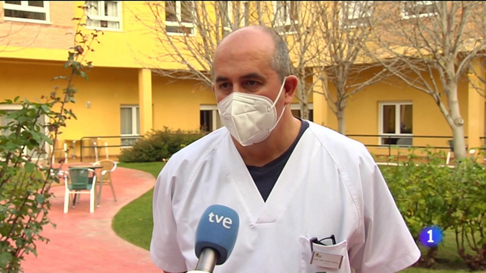 Noticias Andalucía: Brotes controlados en las residencias de Granada | RTVE Play