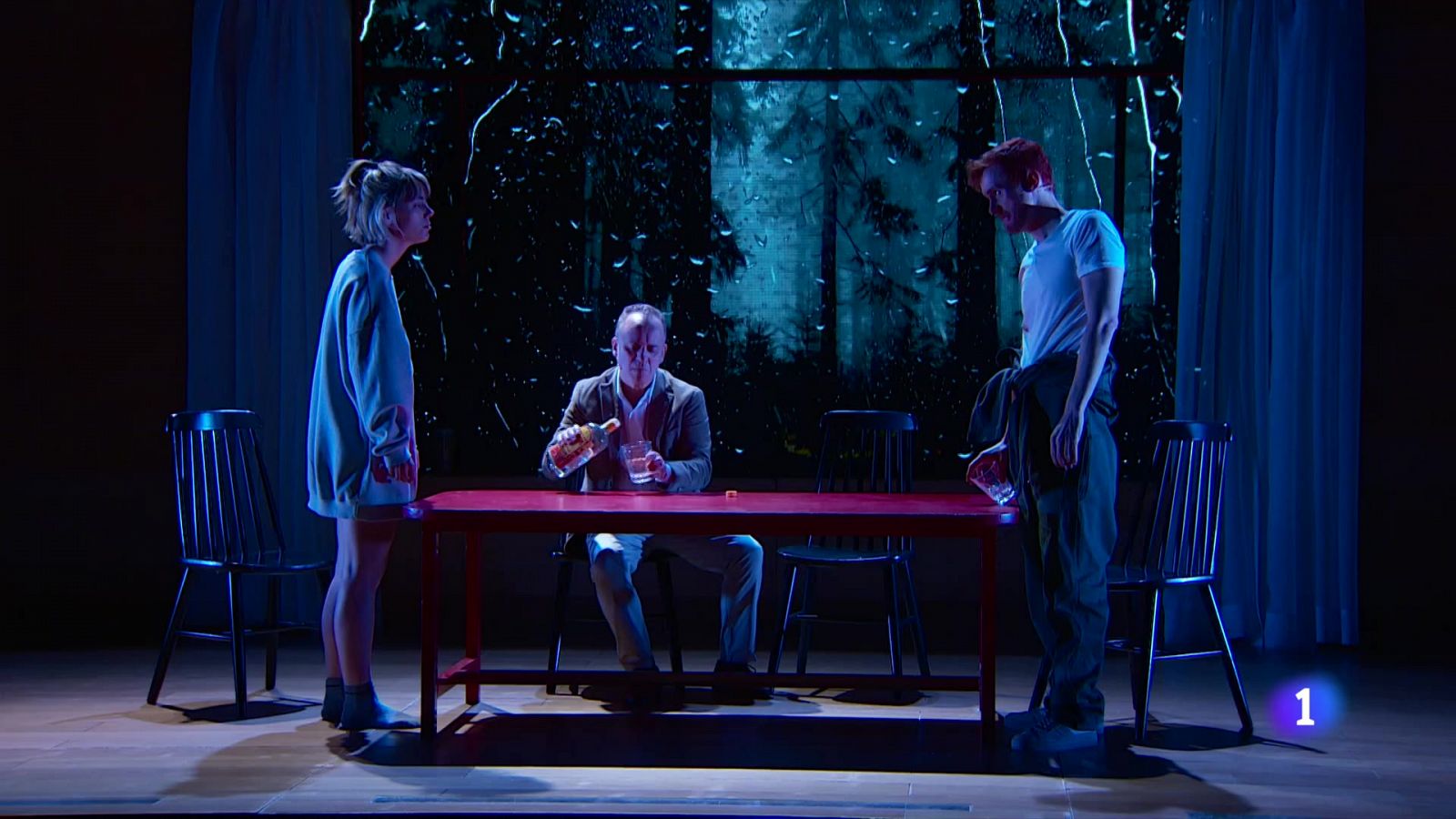 Javier Gutiérrez y Mónica Regueiro protagonizan 'De qué hablamos cuando hablamos de amor' | Ver