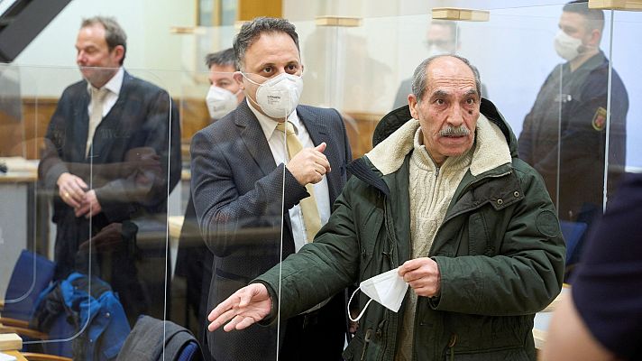 Telediario 2 - La Justicia alemana condena a cadena perpetua a un excoronel sirio