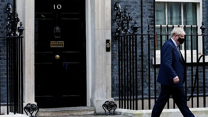Telediario 2 - Boris Johnson, en peligro por la polémica de las fiestas en Downing Street
