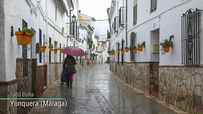 Tiempo anticiclónico en buena parte del país. Calima en Canarias. Levante fuerte en el área del Estrecho