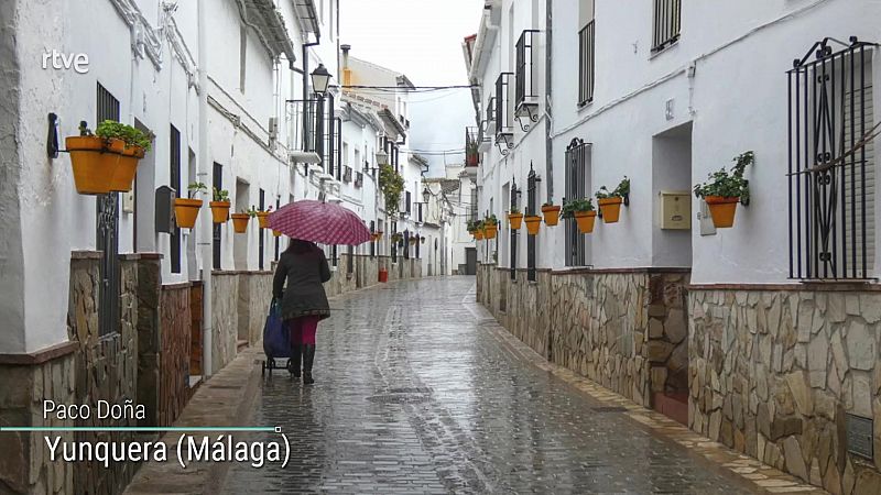 Tiempo anticiclónico en buena parte del país. Calima en Canarias. Levante fuerte en el área del Estrecho - ver ahora