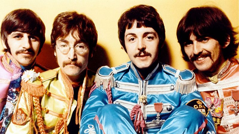Corazón - Celebramos el Día Internacional de The Beatles