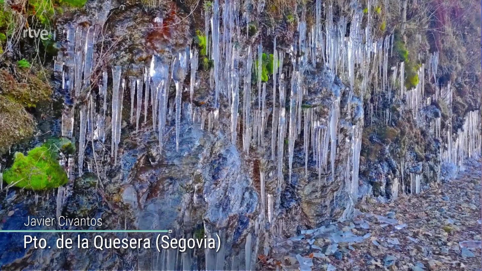 Heladas generalizadas en buena parte del interior norte, centro y sureste peninsulares, más intensas en montaña, localmente fuertes en Pirineos - ver ahora