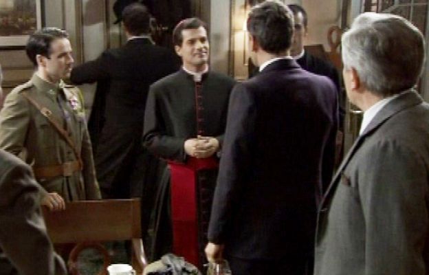 La Señora - La entrada del 'nuevo' Legado Papal