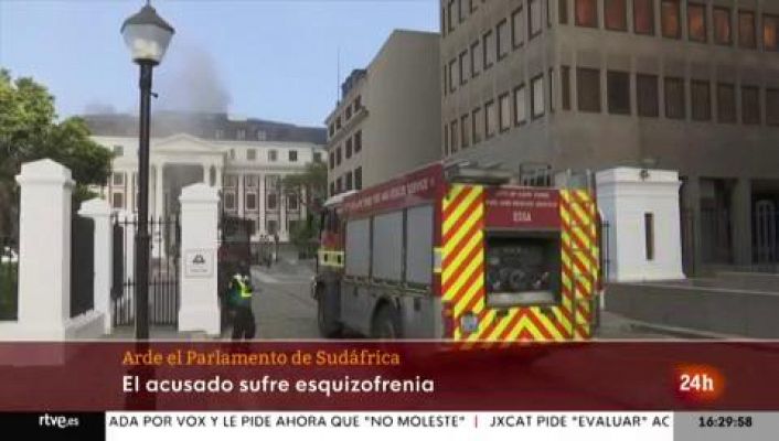 Parlamento - Arde el parlamento de Sudáfrica