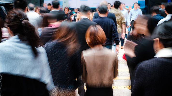 Telediario 1 - La COVID provoca un aumento histórico de la desigualdad: "Los ingresos del 99% de la población se habrían deteriorado"