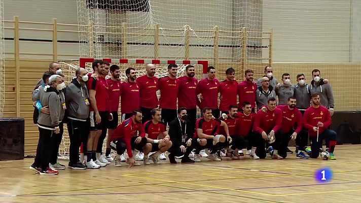 Telediario 1 - Damián Quintero, un 'Hispano' más en Bratislava