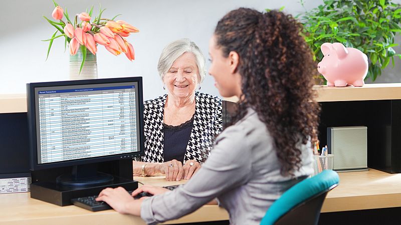 Recoge 100.000 firmas en cuatro días para reclamar a los bancos una atención presencial y más humana 