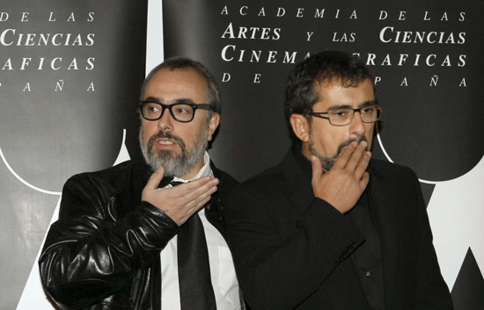 El presidente de la Academia de Cine ha rodeado su elección de misterio, hasta el punto de montar una campaña en la Red para que los internautas adivinaran su nombre.