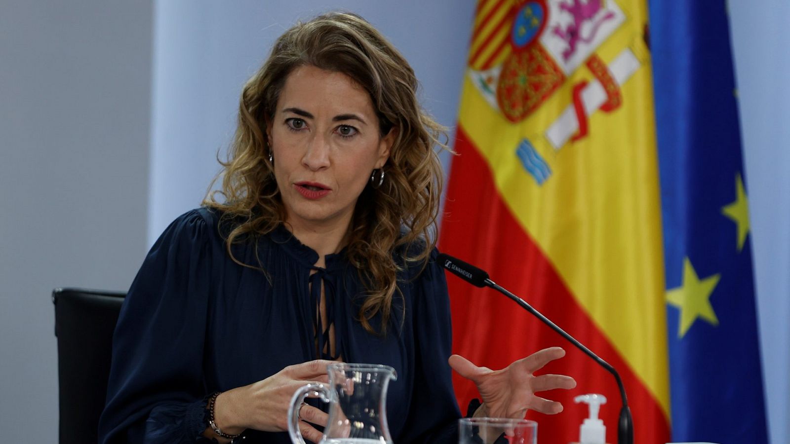 El Gobierno afirma que la ley de vivienda "cumple con la norma"