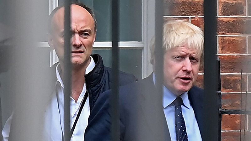 Johnson niega haber mentido al Parlamento, como asegura su exasesor - Ver ahora
