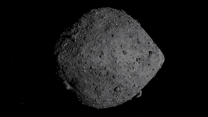 Un gran asteroide de casi un kilómetro de diámetro pasará este martes cerca de la Tierra: "No es peligroso"