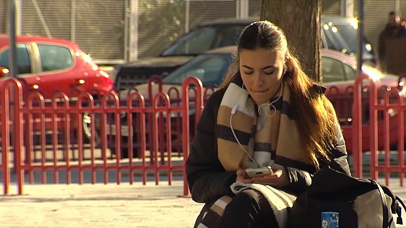 Ser joven es un factor de exclusión social en España según Cáritas