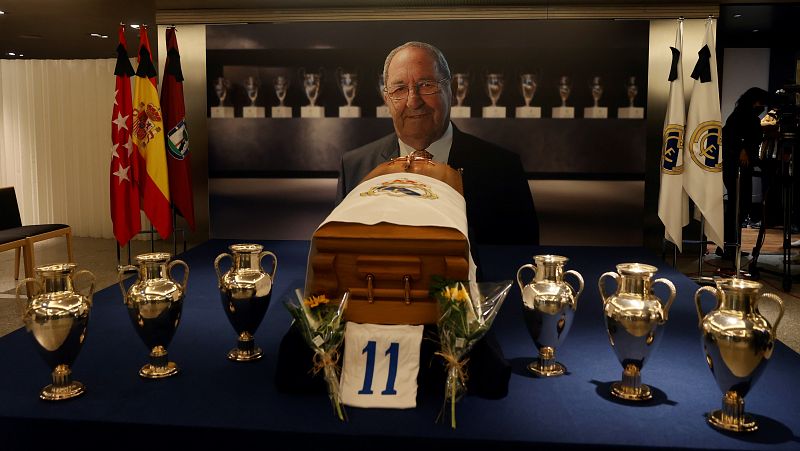 Adiós a Paco Gento, la 'Galerna del Cantábrico'