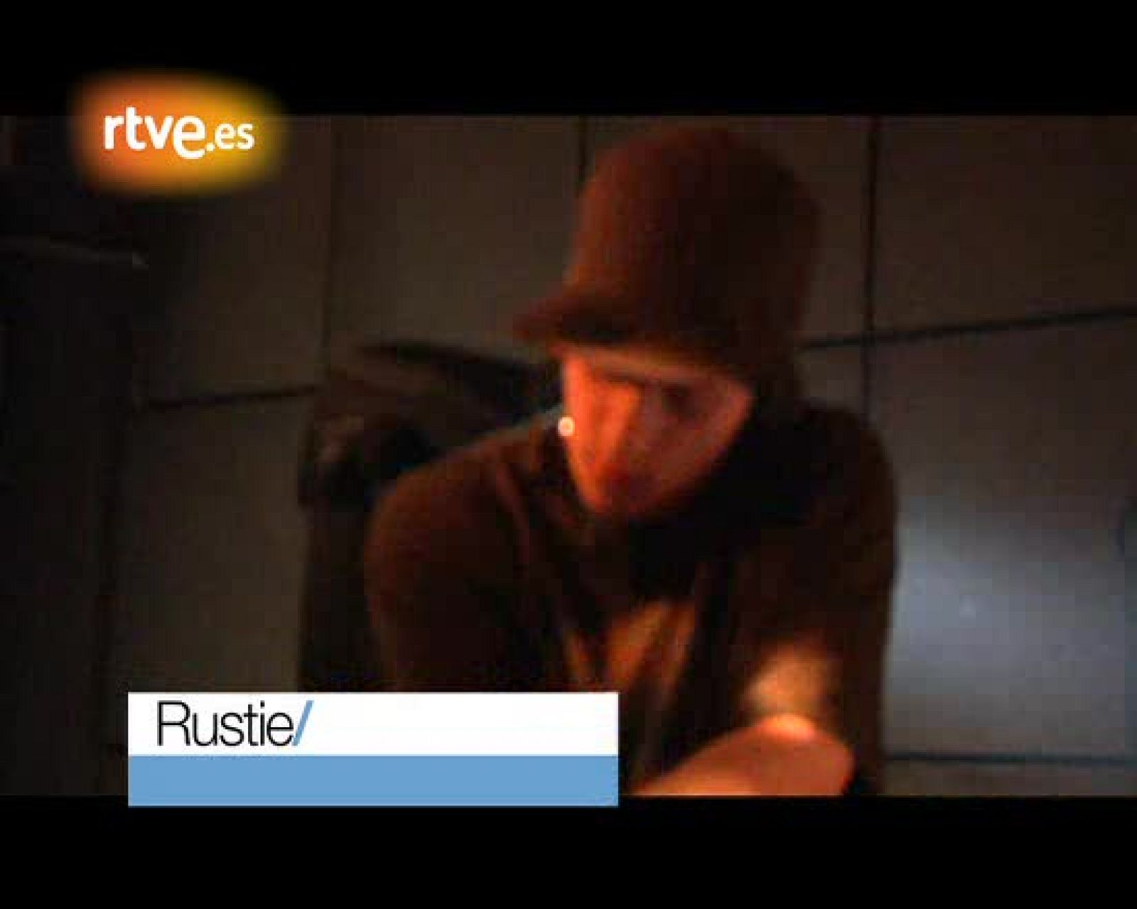 Actuación de Rustie en HyperSounds