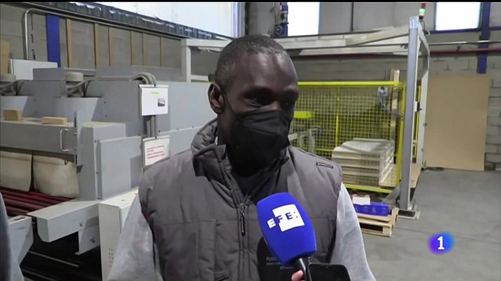 Telexornal - Galicia - Os mozos senegaleses que axudaron a Samuel Luiz