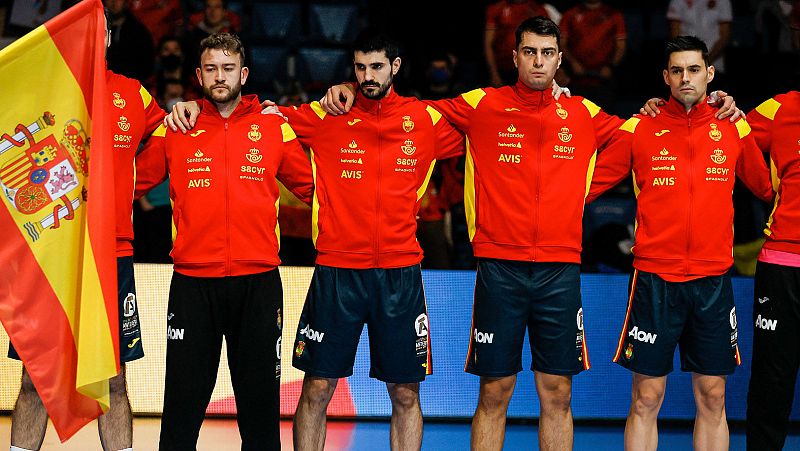 Los Hispanos advierten de la fortaleza de Alemania pese a sus bajas -- Ver ahora