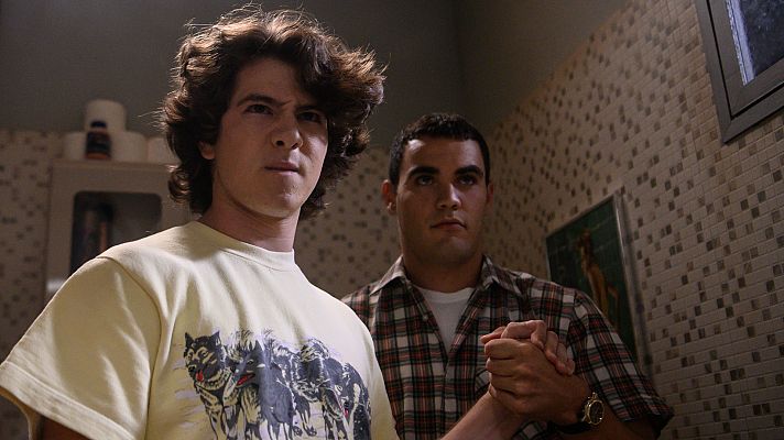 Cuéntame cómo pasó - Oriol decide alistarse en la mili