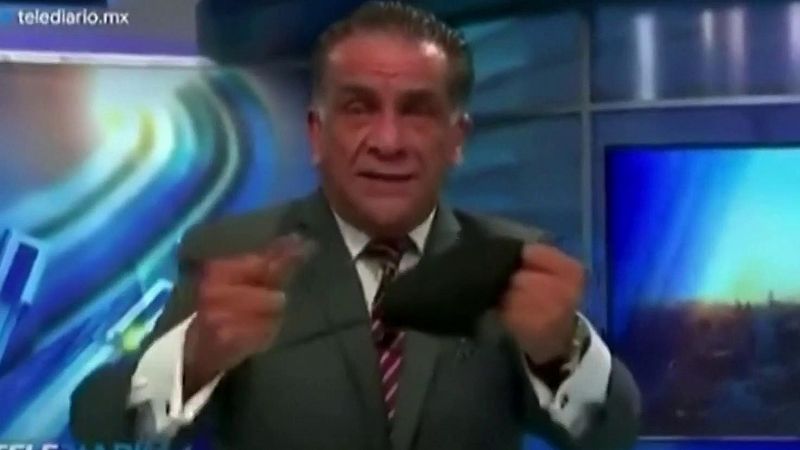 El presentador del informativo de Guadalajara (México): "Malditos antivacunas, bola de imbéciles, ya déjense de fregaderas"