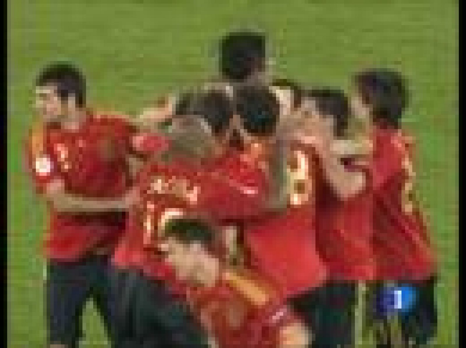 La selección española regresa al estadio Ernst Happel, el lugar mágico donde el 29 de julio de 2008 consiguió la Eurocopa ante Alemania.