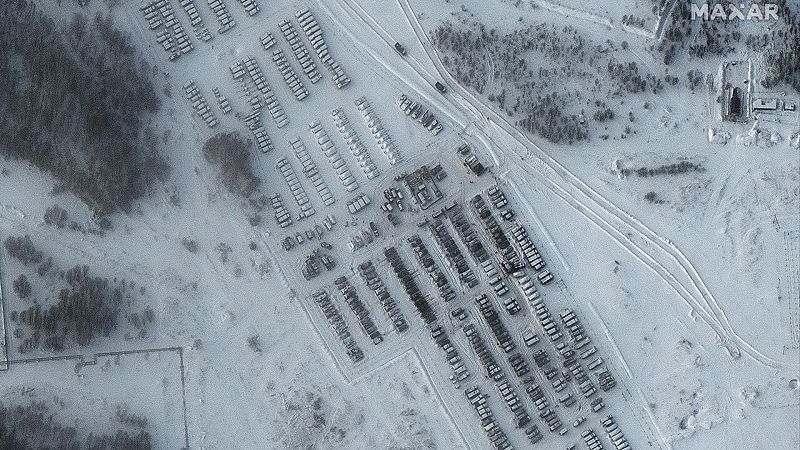 Estados Unidos acusa a Rusia de concentrar más tropas en la frontera para preparar la invasión de Ucrania - Ver ahora