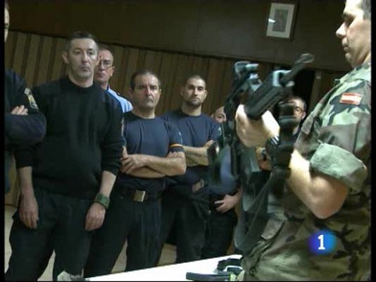  - Escoltas con armas de guerra