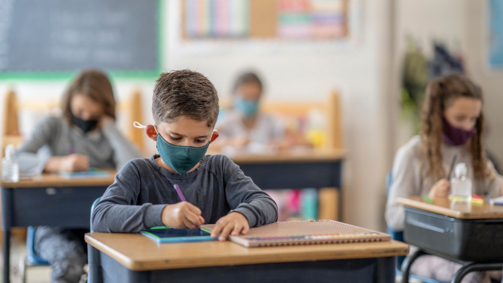 Protocolos COVID en las escuelas: siete días de aislamiento