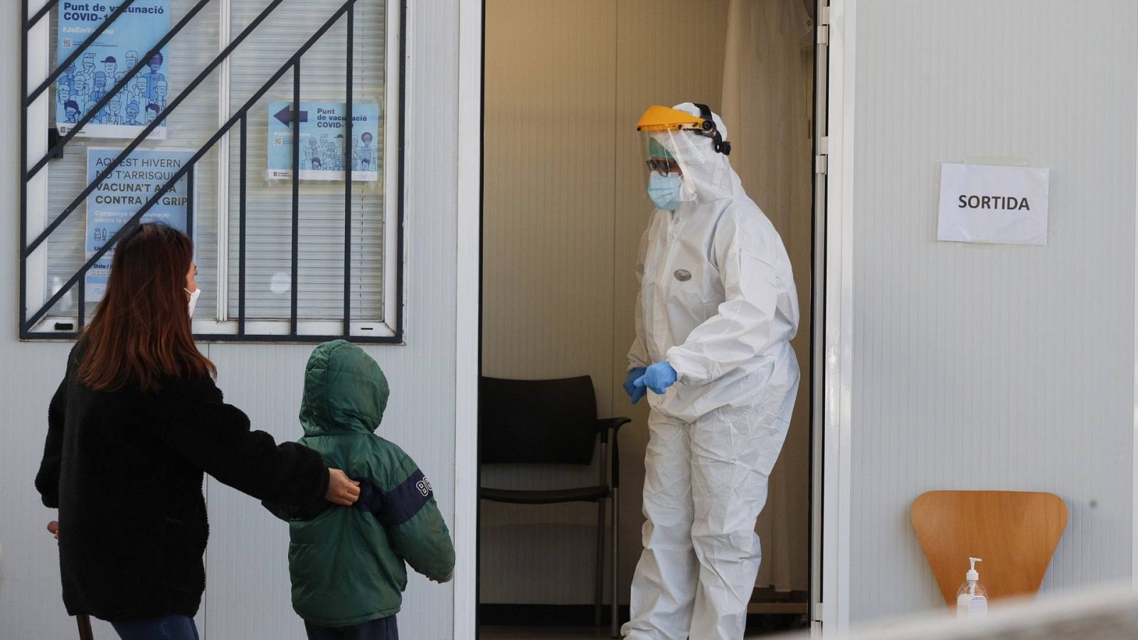 Los centros de atención primaria, desbordados por la sexta ola | Ver