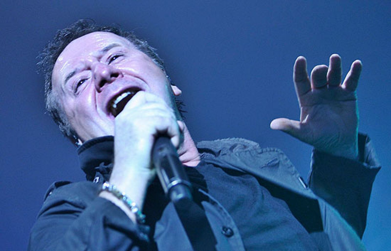  Simple Minds actua en Madrid y barcelona dentro de su gira m undial para presentar su nuevo disco: "Graffiti Soul"