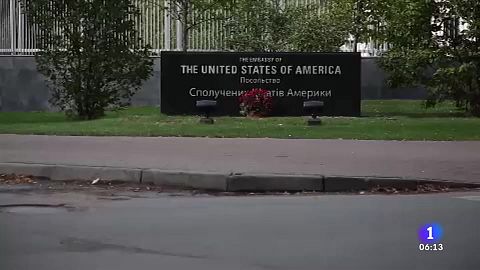 EE.UU. ordena la salida de las familias de los diplomáticos estadounidenses en Ucrania     