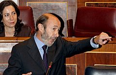 Bronca en el Congreso entre el Gobierno y el PP por el SITEL