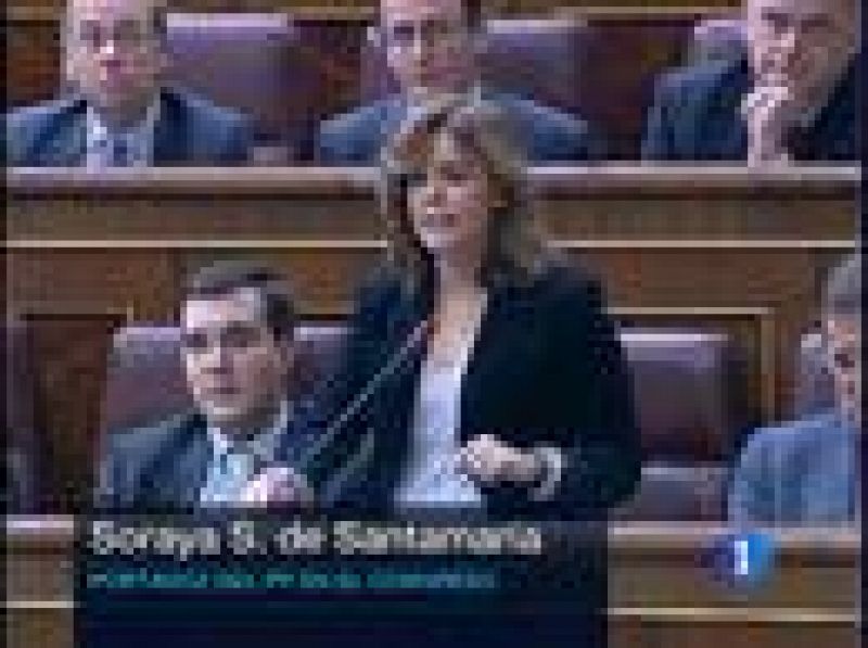 Rajoy ha anunciado que va a promover la reprobación de la vicepresidenta y de los ministros de Justicia y Defensa.
