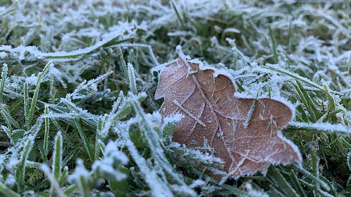 El tiempo - Intensas heladas en el norte peninsular con fuertes vientos en el Estrecho