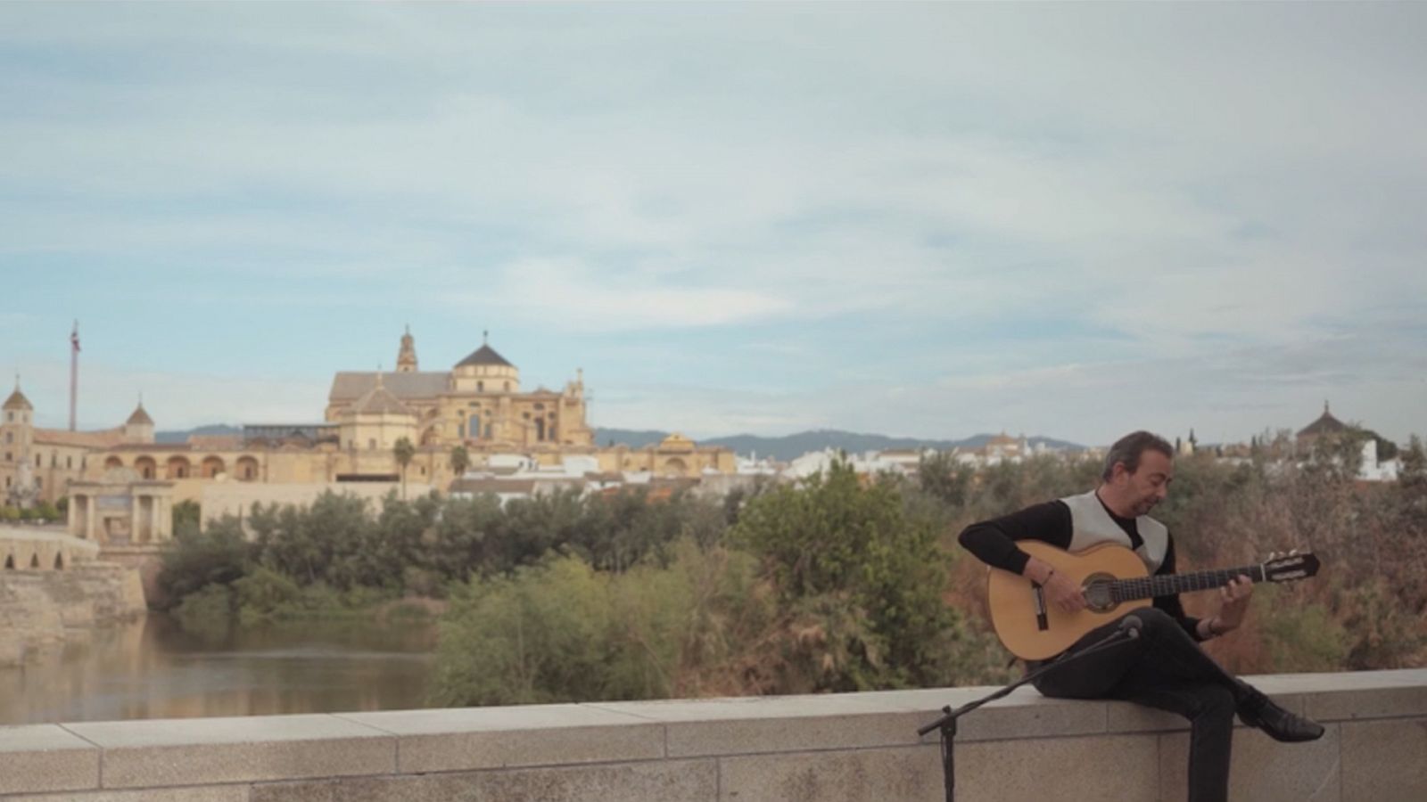 Actuación de Jose Antonio Rodriguez en Caminos del flamenco