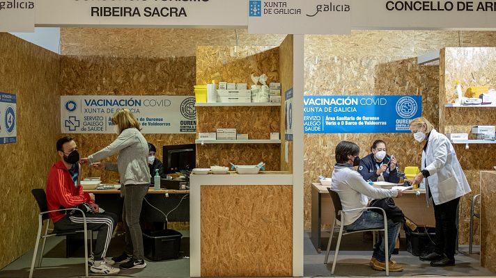 Telediario 1 - Sanidad recomienda aplazar la tercera dosis a cinco meses después de haber superado la COVID-19