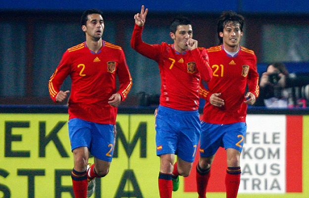  - Villa se acerca a Raúl