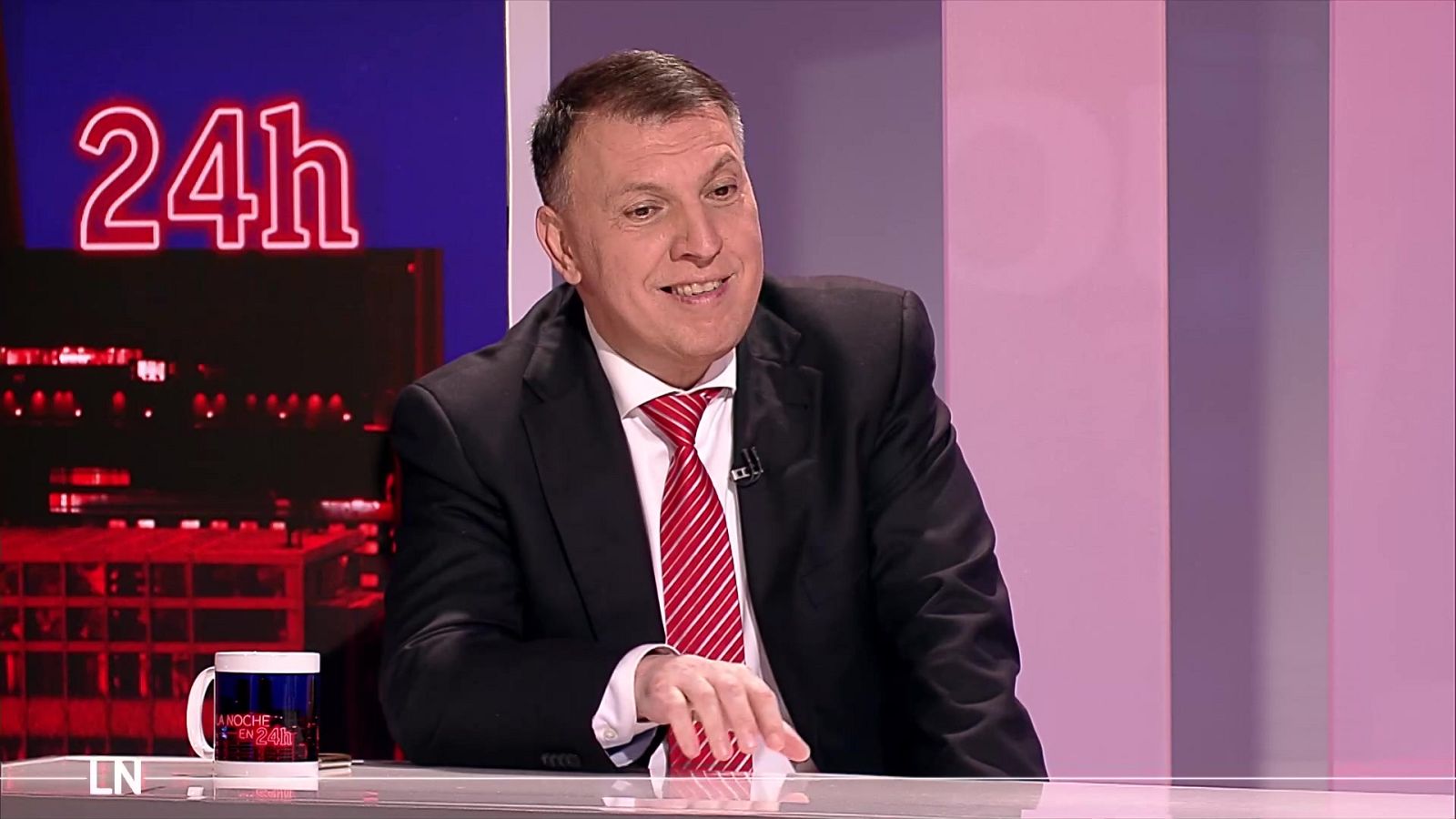 La noche en 24 horas - 25/01/22 - ver ahora