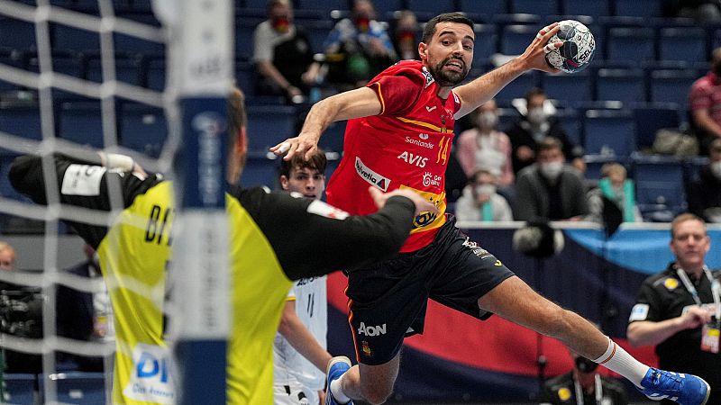 Susto entre los Hispanos por un falso positivo de coronavirus tras el pase a semifinales -- Ver ahora