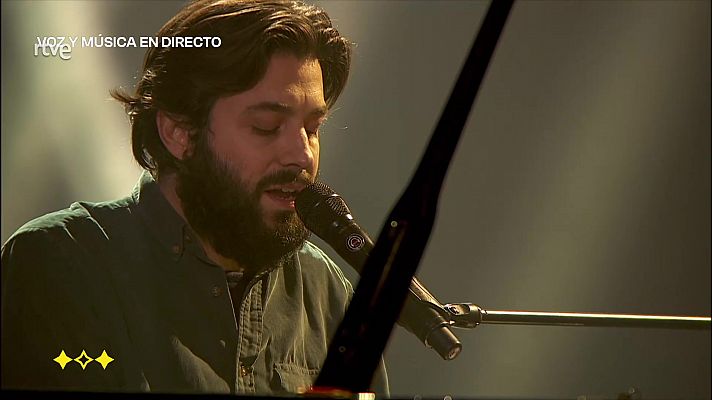 Salvador Sobral canta "Fui ver meu amor"