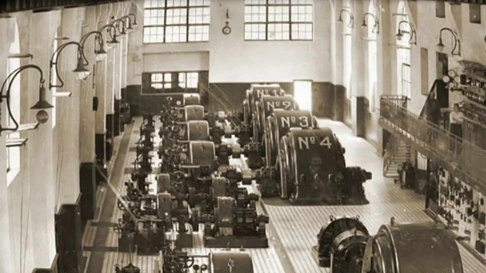 Somos documentales - La gran aventura de La Canadiense: La Canadiense, el nacimiento de un sueño - ver ahora