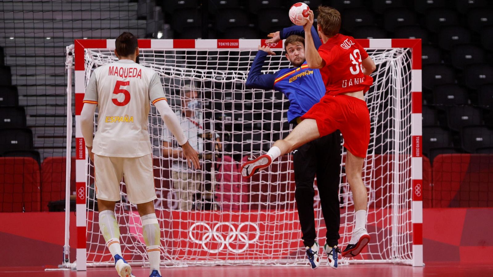 España busca ante Dinamarca una final histórica