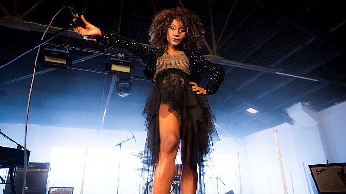 Efecte Collins - Koko Jean & The Tonics