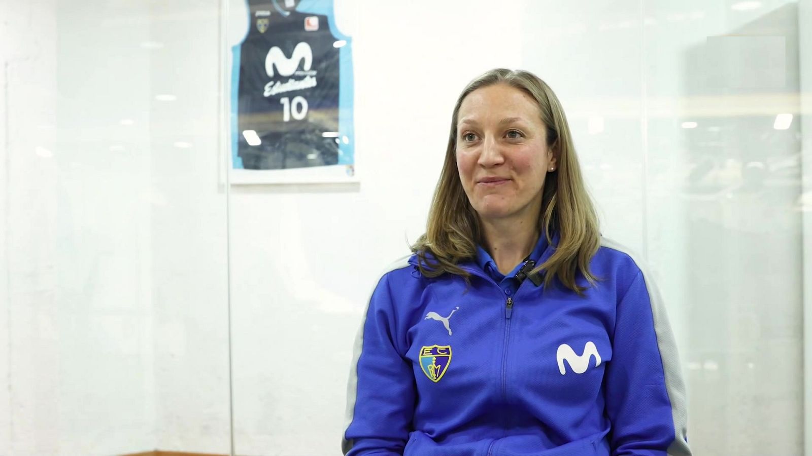 Baloncesto - Leslie Knight - ver ahora